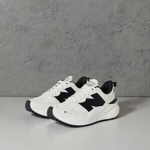 FIGS | New Balance 3447